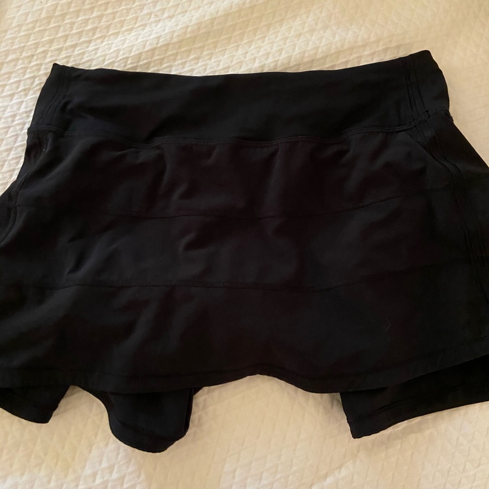 Lulu lemon tennis skirt